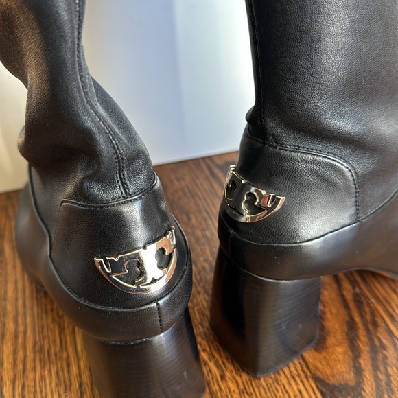 Tory Burch Black Sidney Leather 70mm Knee Boot. Stacked heel. Metal heel logo. 7 - Picture 5 of 11